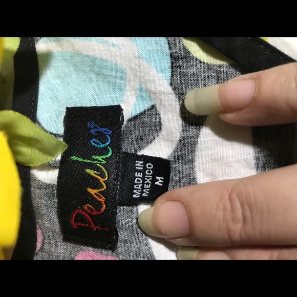 🆕🎉🛍Medium scrub top blouse 🛍👚 - Picture 2 of 8